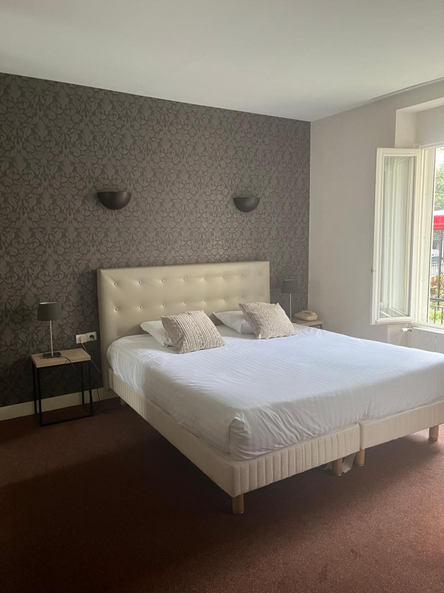 Hotel De Троа Екстериор снимка